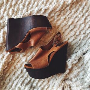 Leather open toed wedges with wooden detail